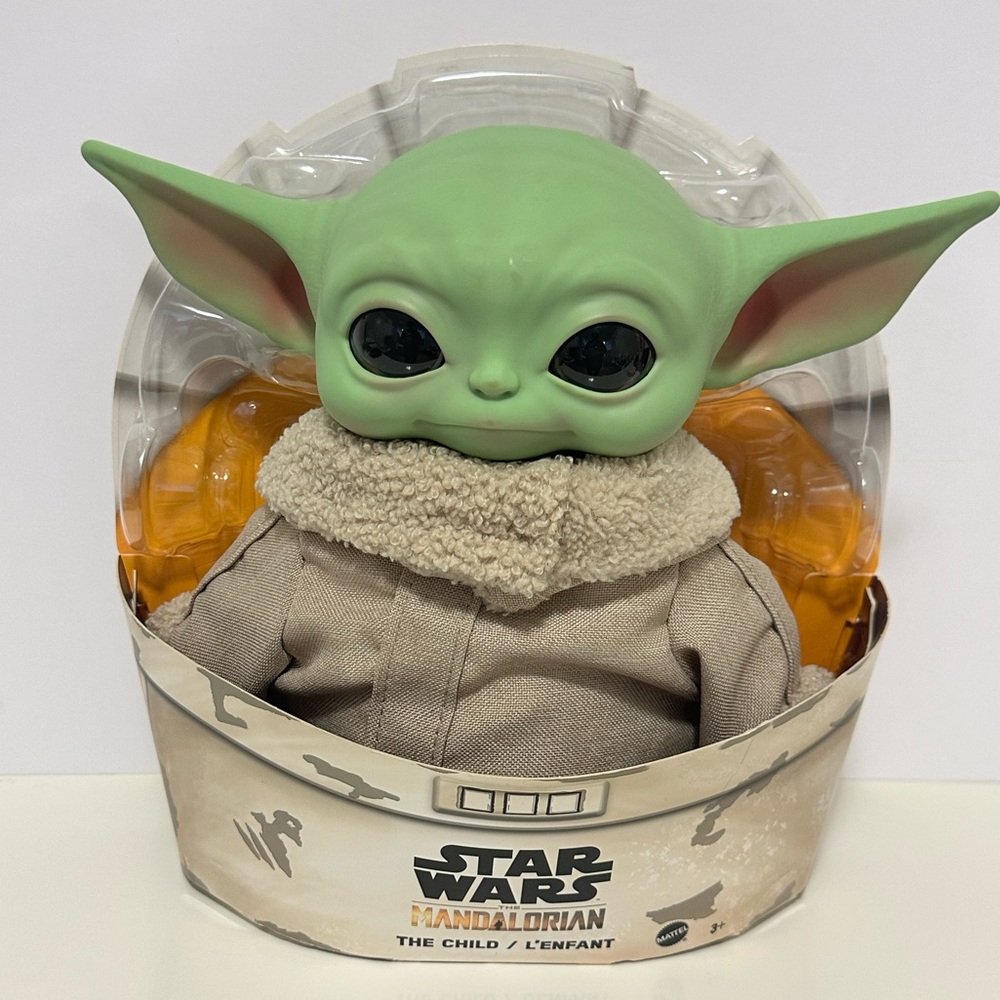 Star WarsThe Mandalorian series, 11-inch plush The Child (also known as Grogu)